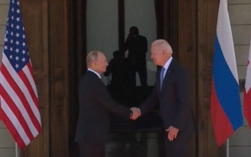 A început întâlnirea istorică dintre Joe Biden şi Vladimir Putin